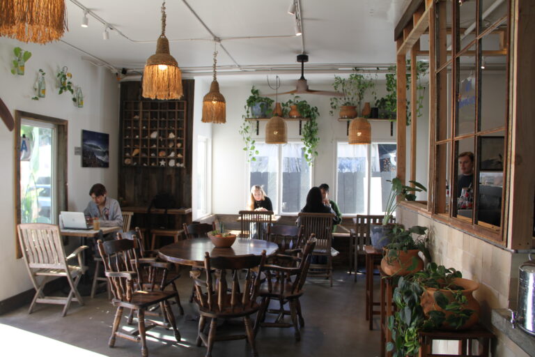 award winning raw bar San Diego, coastal seafood dining Pacific Beach